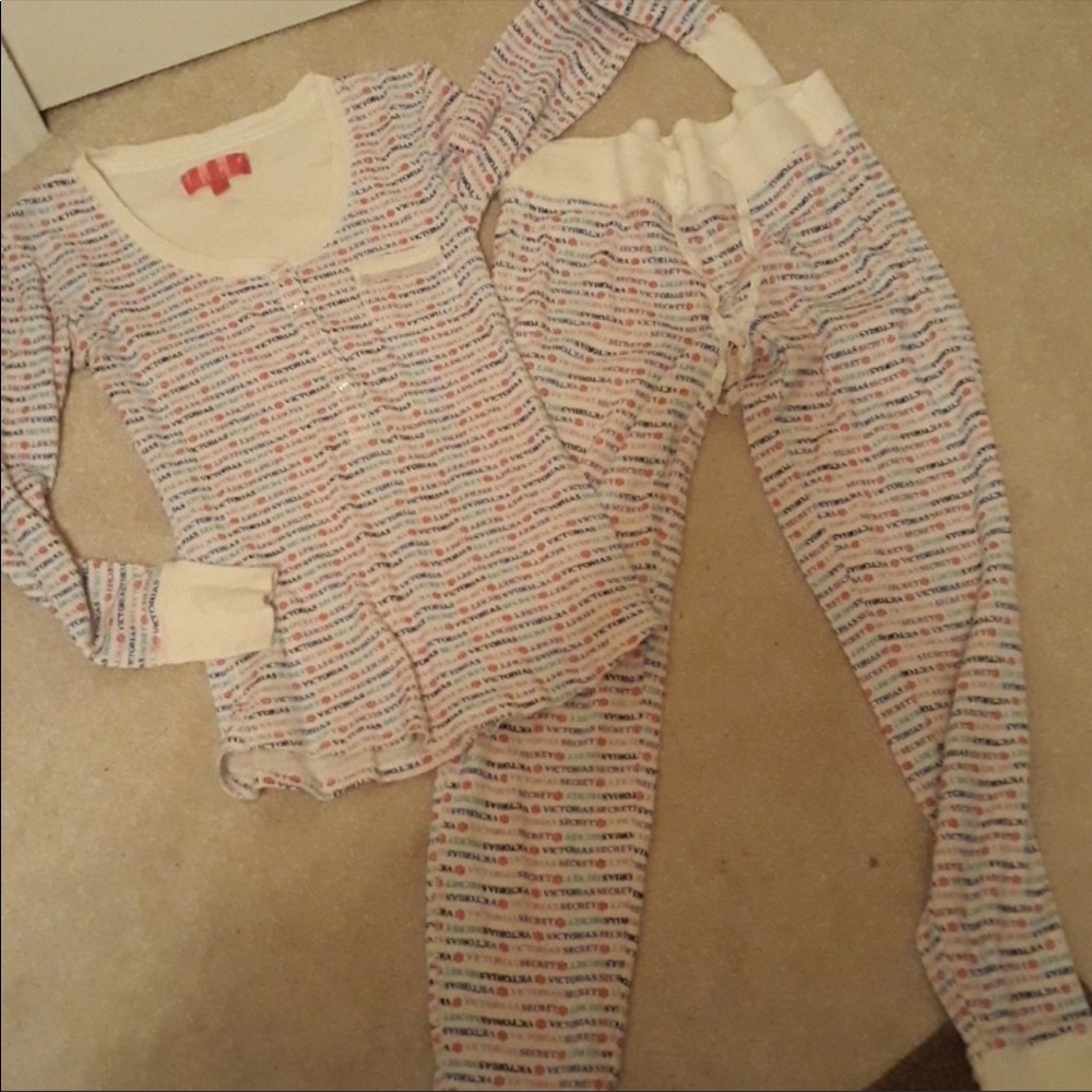 Victoria’s Secret Pajama Set Size S - Picture 2 of 2